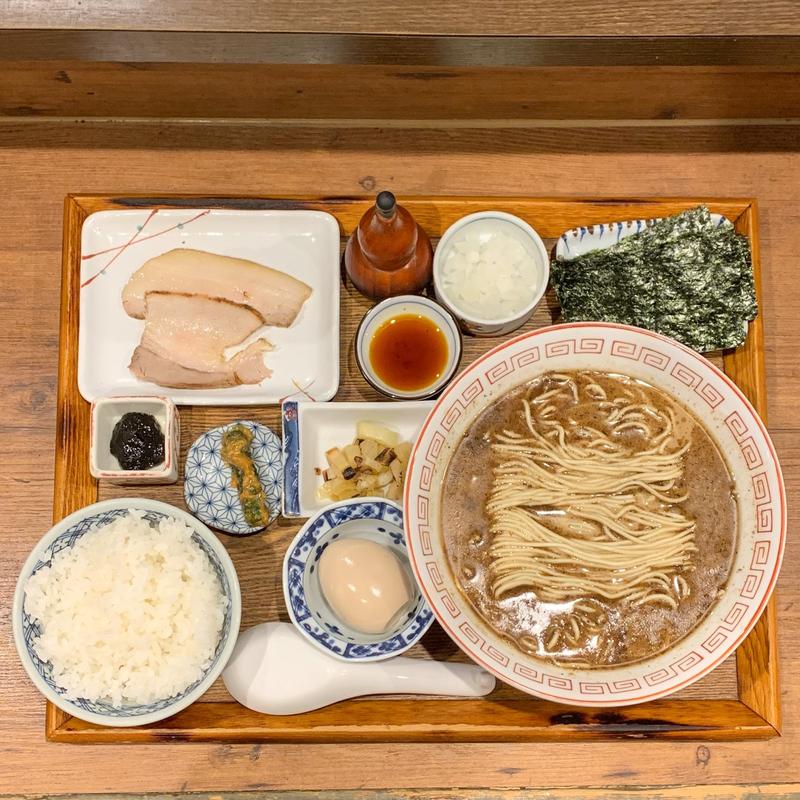 鰯定食(炭火焼濃厚中華そば　奥倫道)