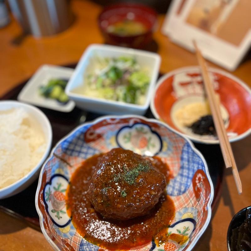 煮込みハンバーグ(まんみ 西麻布)