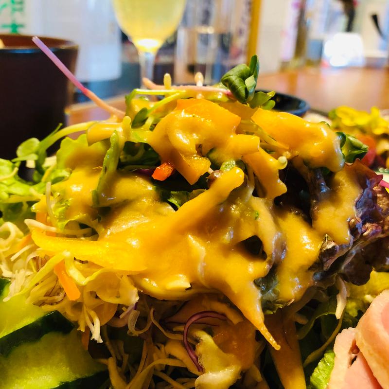 地産地消サラダ_ワンプレートランチ(Kokoya de kobayashi)