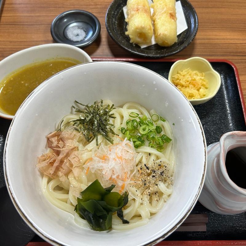 カレーぶっかけ（冷）＋鯛ちくわ天(自家製 こめやのうどん )