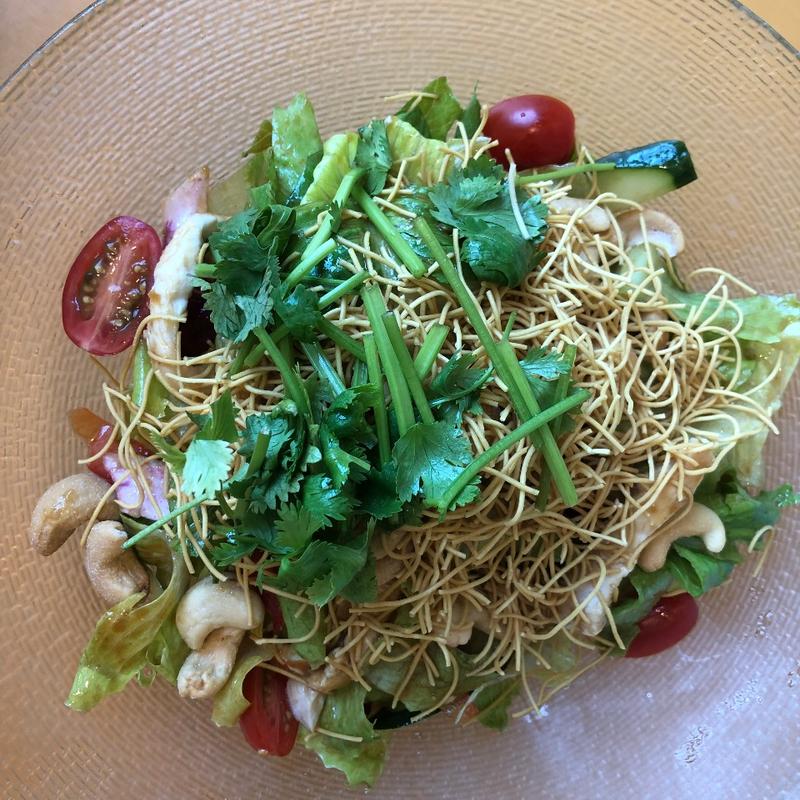 チャぃニーズ チキン サラダ(東京アメリカンクラブ （Tokyo American Club）)