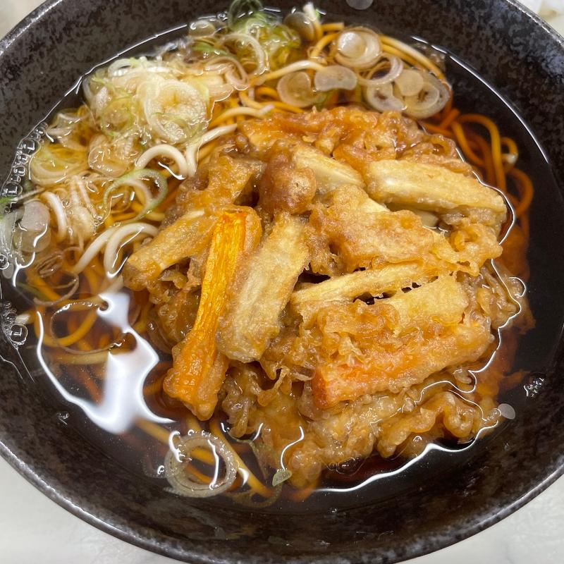 人参ごぼう天そば(そば・うどん 大和屋)