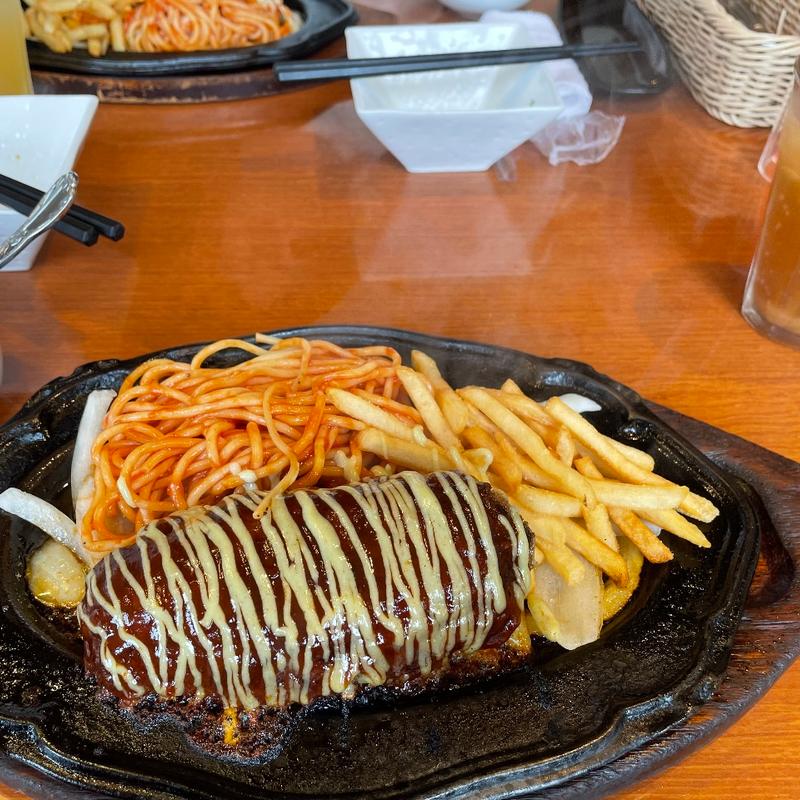 刻みわさびとマヨネーズの黒毛和牛荒びきハンバーグステーキ(ハローキッド 太平通店)