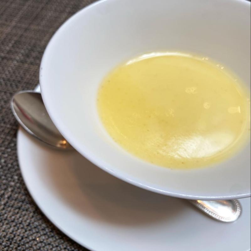 杏仁豆腐(陽明殿 （チュウゴクリョウリヨウメイデン）)