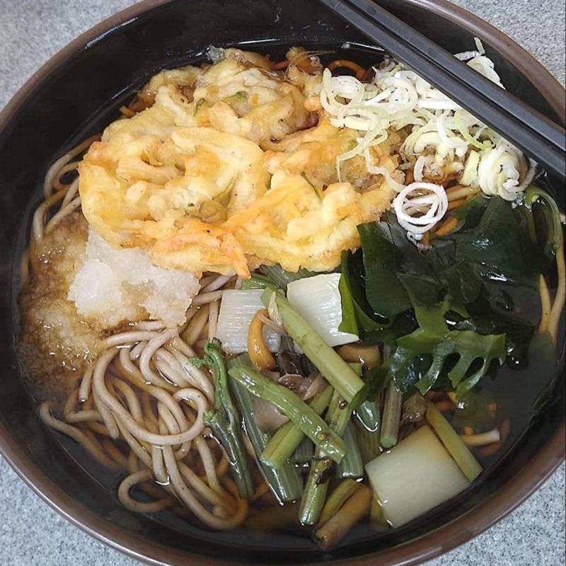おろしワカメ山菜そば(そば道 東京蕎麦style 大井町本店)
