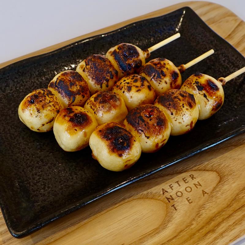 コク旨焦がし醤油団子（3本）(ささら屋 大阪住吉店)