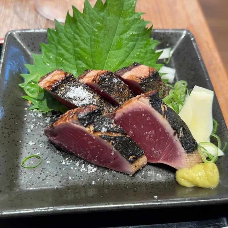 カツオのたたき(安芸しらす食堂 とさのさと店)