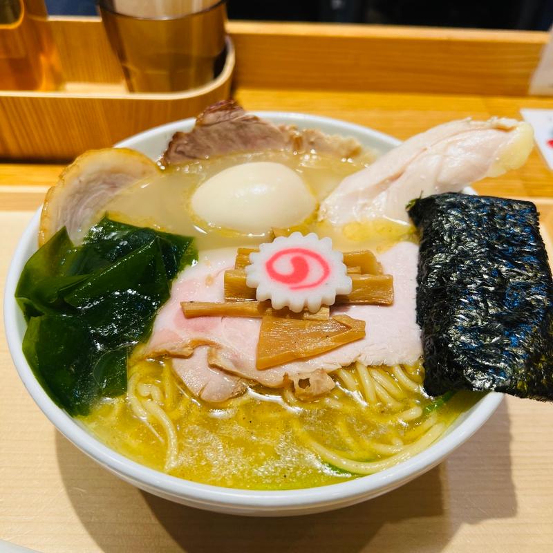 特製塩中華そば(ソラノイロ ARTISAN NOODLES)