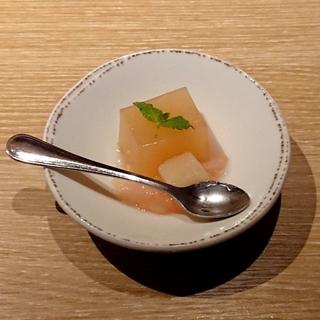 桃のゼリー(自家製デザート)(横浜焼肉Kintan)