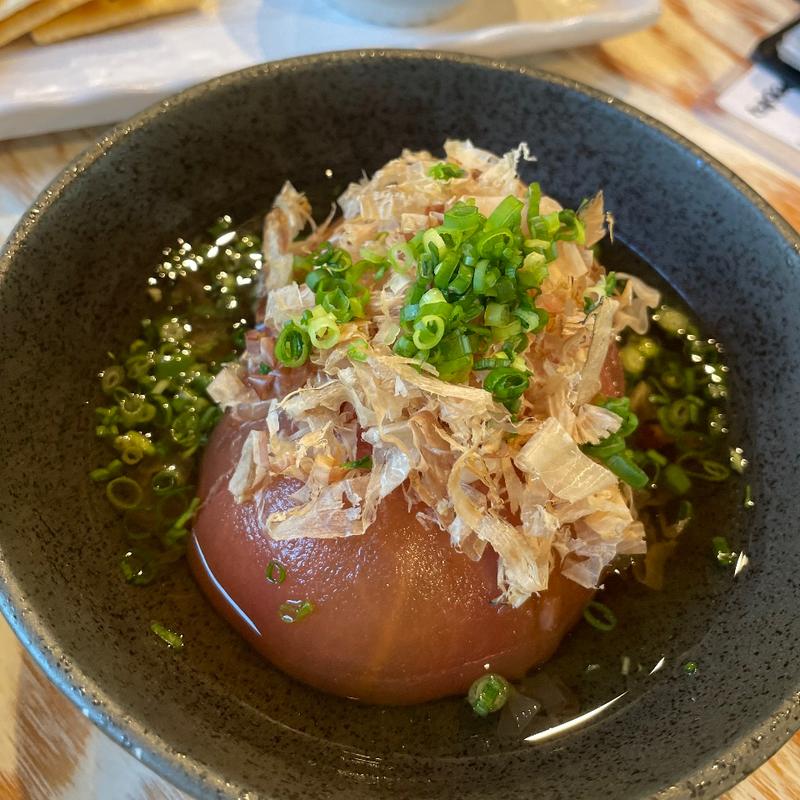トマト出汁煮浸し(大井町 日本酒バル 萬亮)