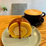 エスプレッソキャラメルロールケーキ(NORIZ COFFEE)