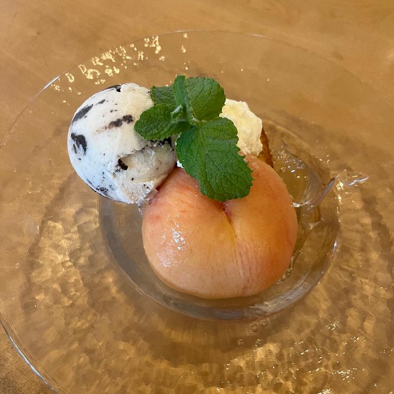 季節のデザート（もも）(カフェドミーミ（Café de mimi）)