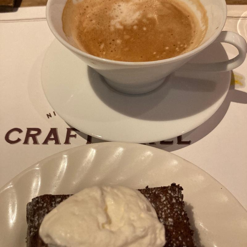 ガトーショコラ➕カフェラテ(NIKKO KANAYA HOTEL CRAFT GRILL （日光金谷ホテル クラフトグリル）)