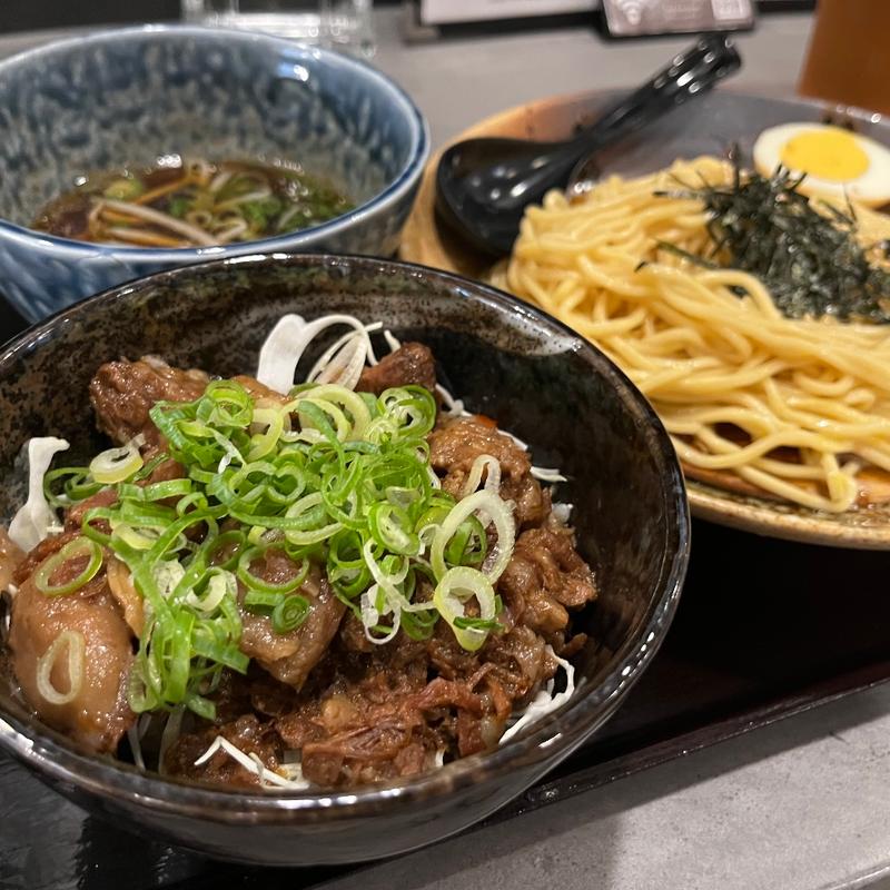 安定の武蔵(牛すじホルモン 二刀流武蔵｜居酒屋)