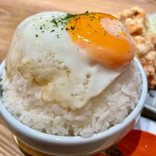 塩にんにく唐揚げ&黄金タルタル(鳥と卵の専門店 鳥玉 大謝名店)