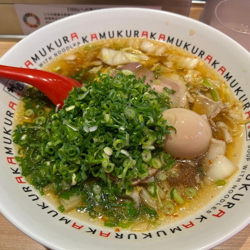 煮卵とネギラーメン(どうとんぼり神座 新宿店)