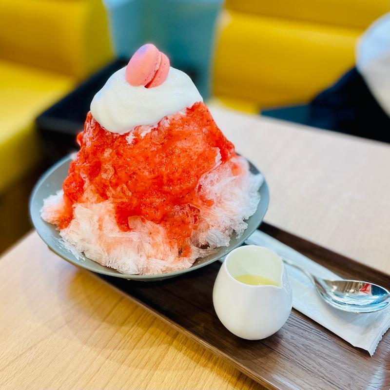 苺みるく(TEA SALON ITO（糸）)