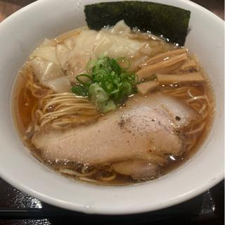 ワンタン麺(カドヤ食堂（中華そば）阪神梅田店)