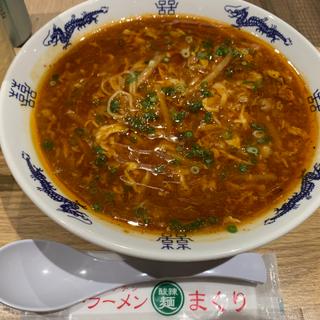 激辛酸辣麺(中華麺キッチン スーラーメン まくり 空港店)