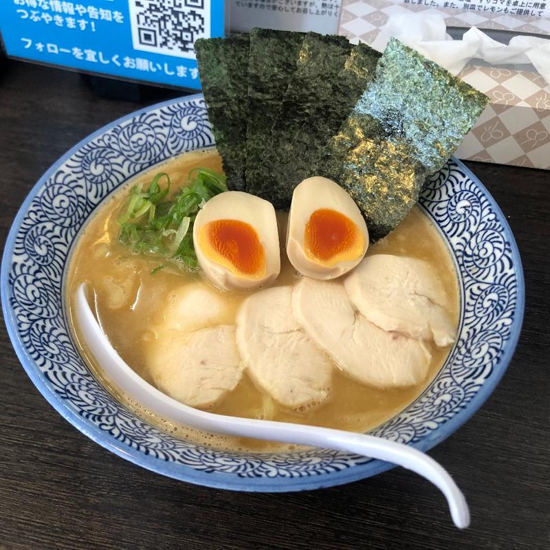 濃厚鶏醤油らーめん(麺匠なべすけ)