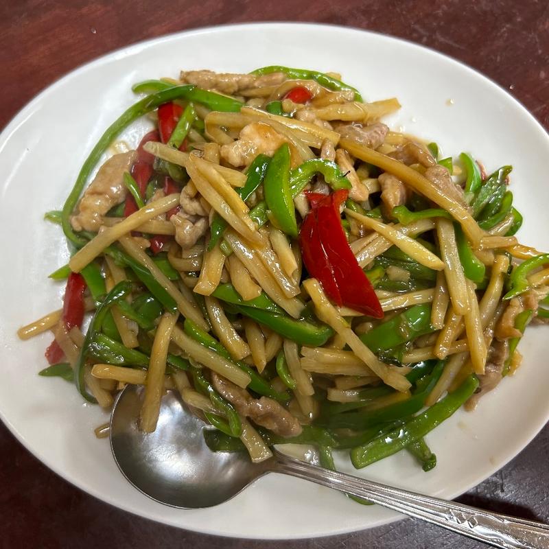 豚肉とピーマンの細切り炒め(坦々厨房 )