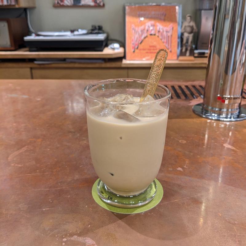 コーヒーミルク(LOU)