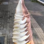 ミックスソフトクリーム(ウィーン )