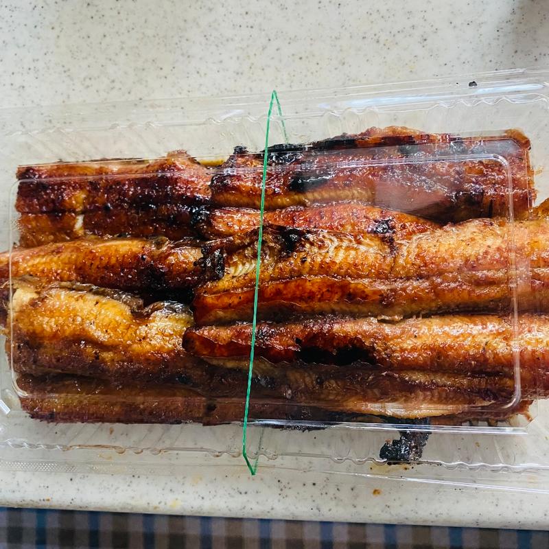 鰻 3本 (550g タレ2本) テイクアウト(魚捨)