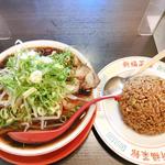 中華そば（並）＋焼きめし（並）(新福菜館 秋葉原店)