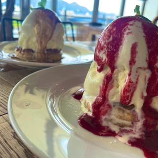 アップルパイ(ブルーウォーター （THE BLUE WATER）)