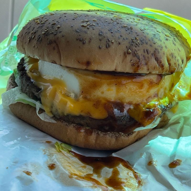 チーズロコモコ(マクドナルド 渋川鯉沢カインズホーム店 （McDonald's）)