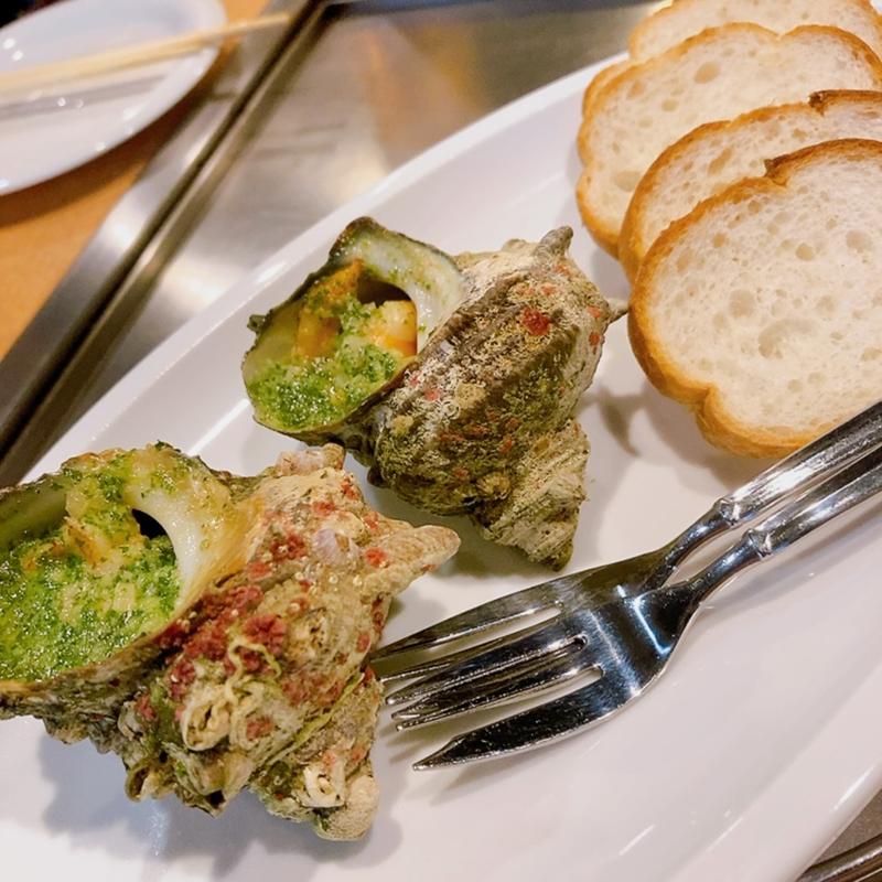 エビとサザエのエスカルゴバターソース（1つ）(鉄板焼とお好み焼 みしまや)