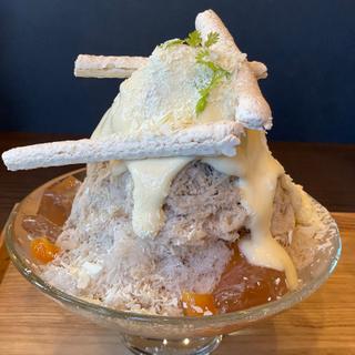 ミルクティーキャラメル氷(ほうじ茶、おかき付き)(サンドグラスカフェ （Sandglass cafe）)