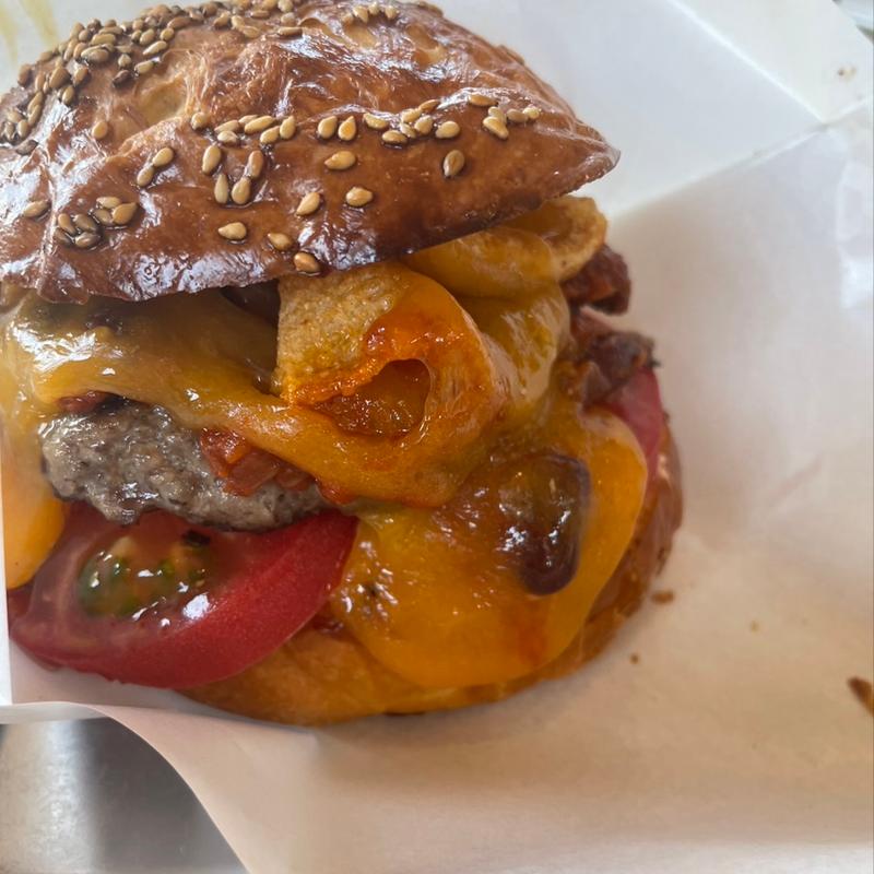 鬼チリバーガー(アジャリカフェ （Ajari Cafe）)