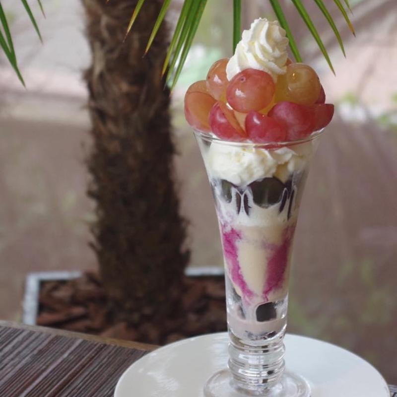 クイーンニーナ葡萄パフェ(プリンス オブ ザ フルーツ)