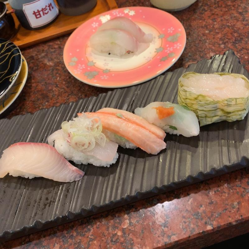 本日の5種(すし玉 （すしたま）)