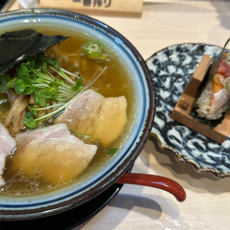 貝煮干し中華そば 海鮮ねぎとろ大とろサーモン手巻きセット (巻き鮨・中華そば浜八)