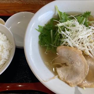 (餃子屋七星)
