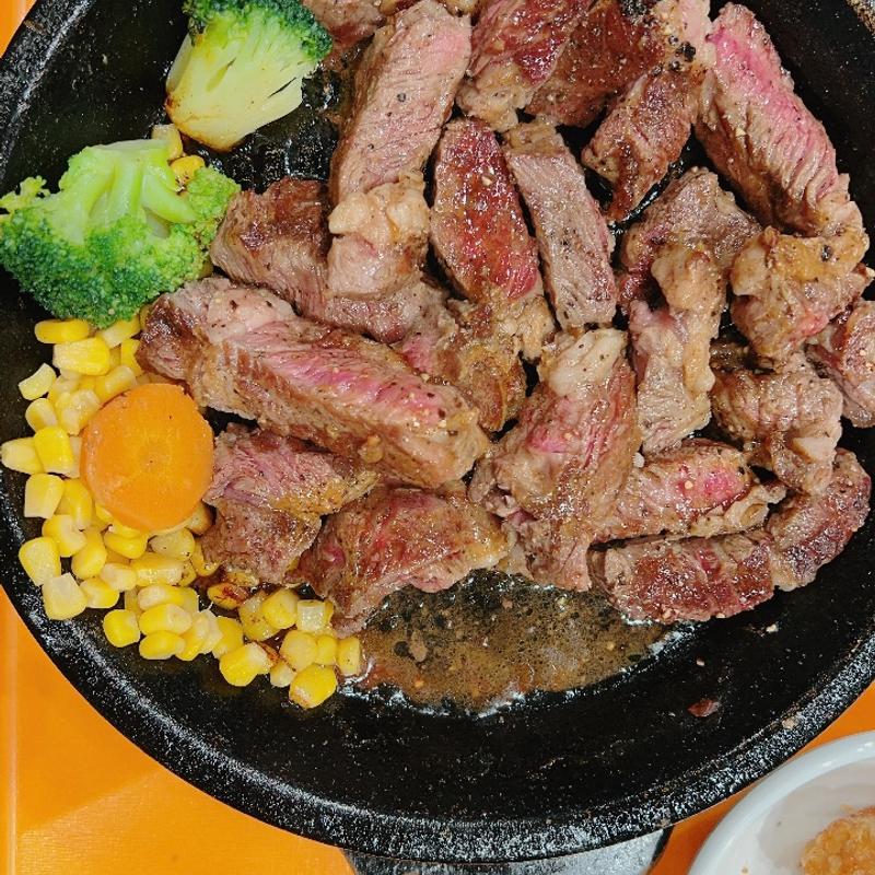 ワイルドステーキ　450g(いきなり！ステーキ アリオ川口店)