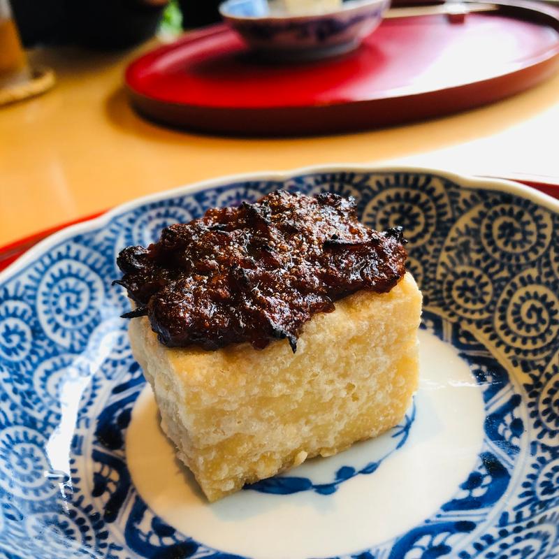 温物　胡麻とうふ蕗味噌田楽_弥生おもてなし(妙見温泉石原荘・レストラン石蔵)