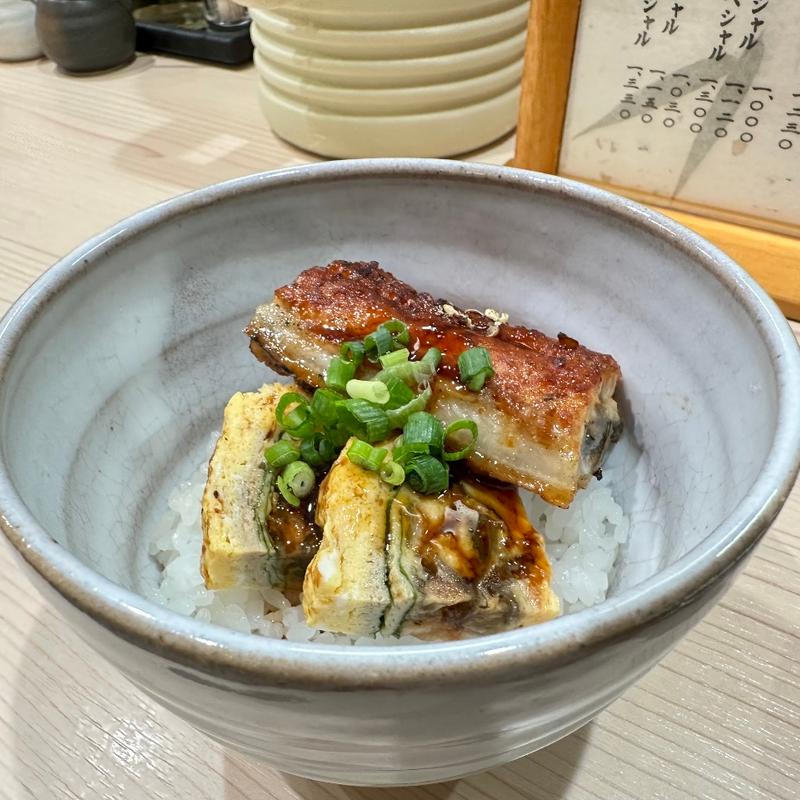 鰻と鰻玉(ラーメン専科 竹末食堂)