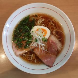 らーめん(醤油)(麺屋粉哲)