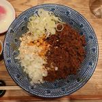 汁なしたんたん麺(担担麺の掟を破る者)