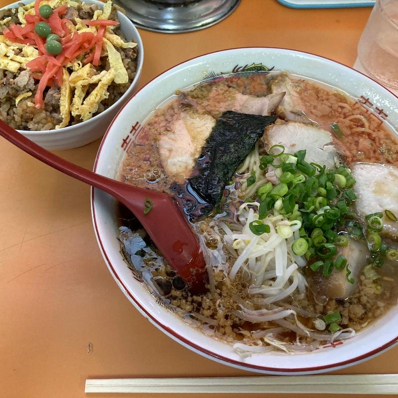 ラーメンと焼き飯（小）のセット(まいど)