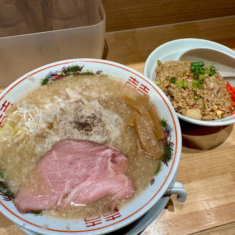 チャーハンセット(東京背脂らーめん 麺王 渋谷本店)