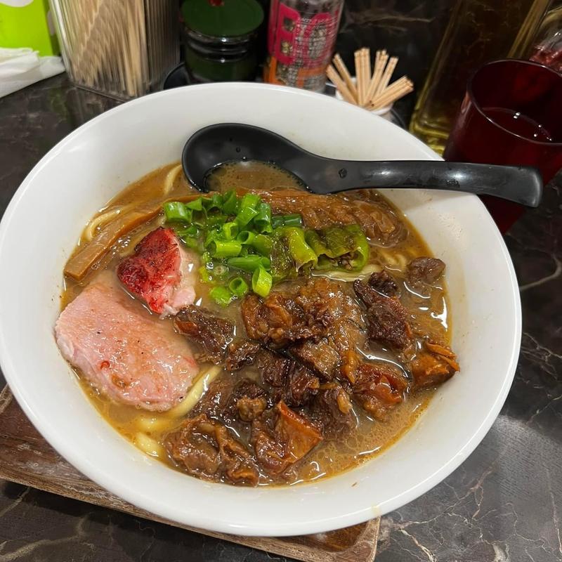 牛すじそば(群青 )