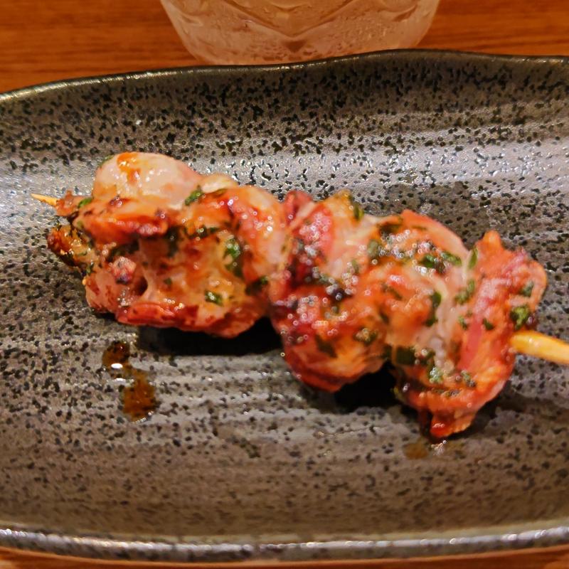 せせり(動物園通りもつ肉店)