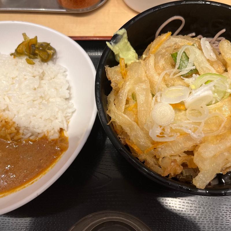半かき揚げそば、半カレーセット(よもだそば 日本橋店)
