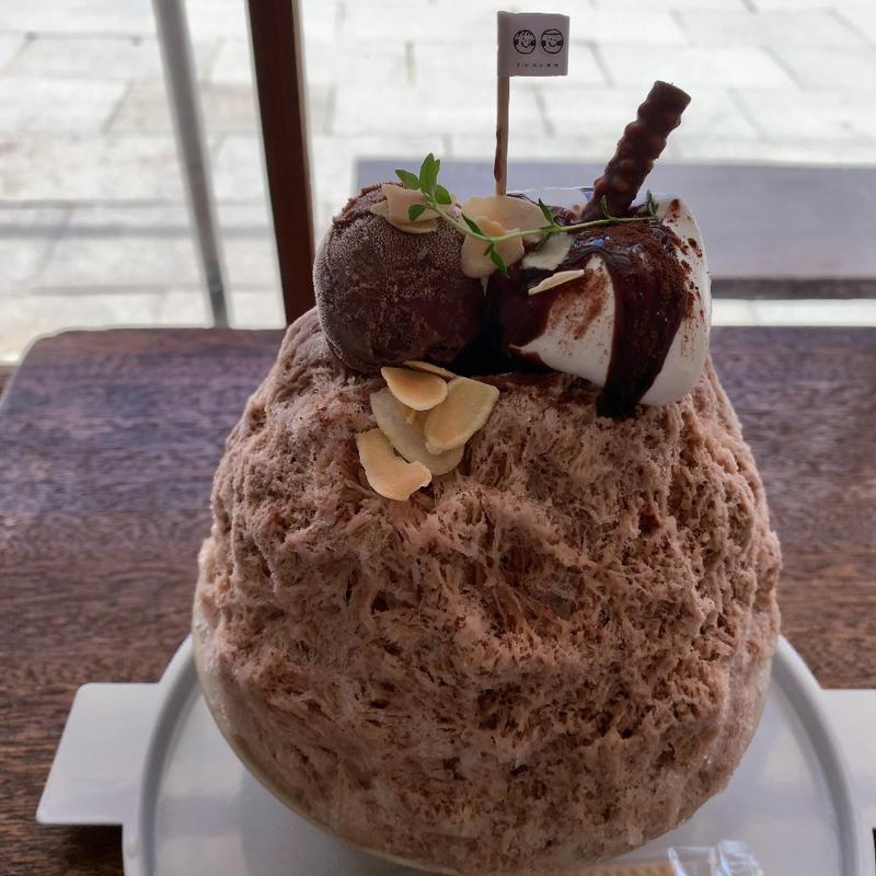 チョコレートパフェみたいなかき氷(アンズトモモ 北浦和店)