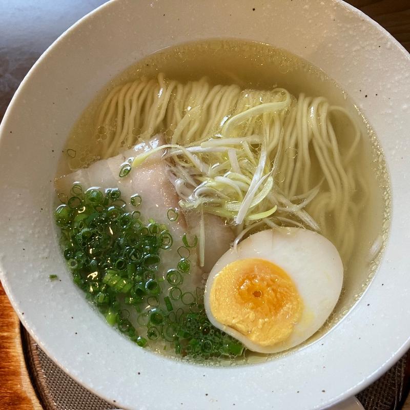 鶏中華そば（塩）(麺処カミーノ)
